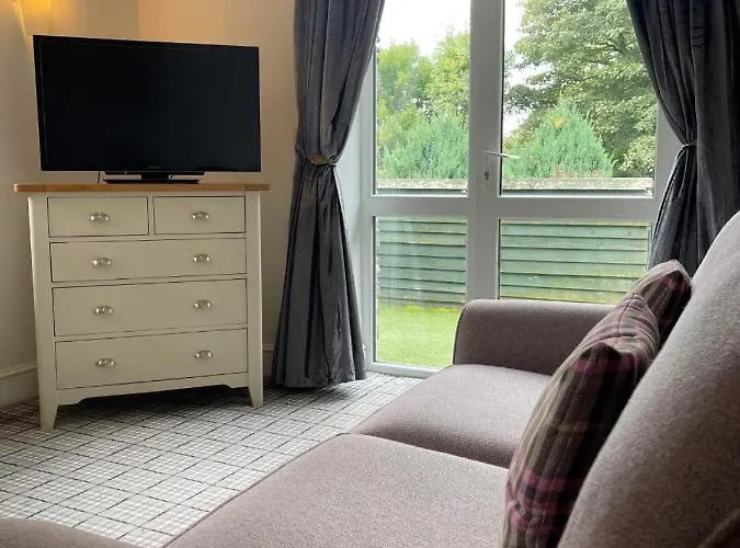 Cross Keys بيت ريفي