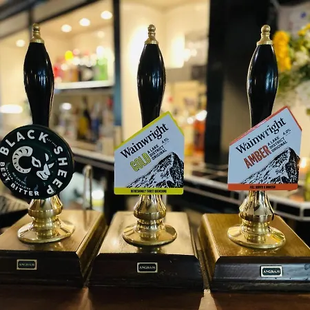 여관 Cross Keys 테베이